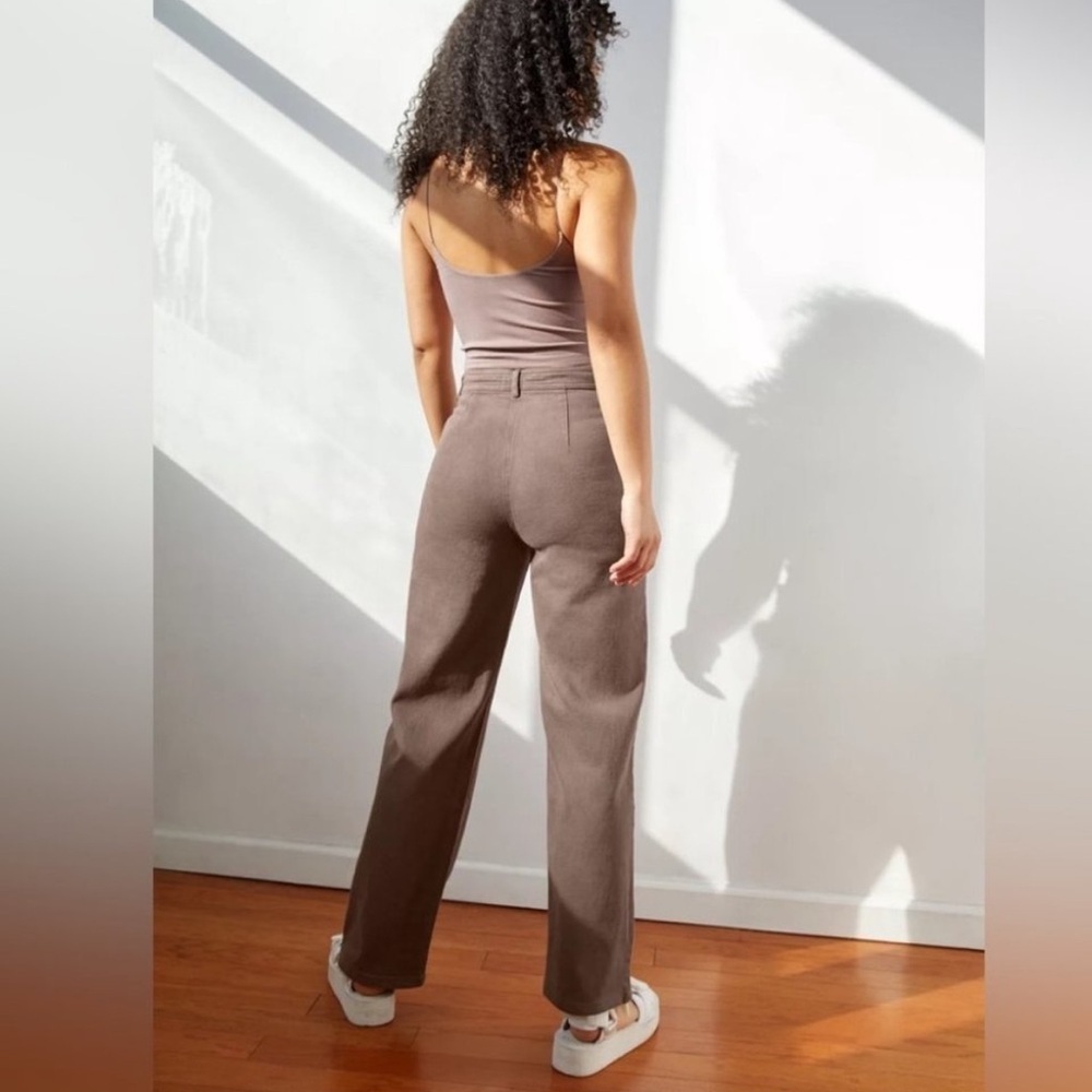 Aritzia Wilfred Free Modern Utility Pant in Light Brown Sz 4 - Picture 3 of 10